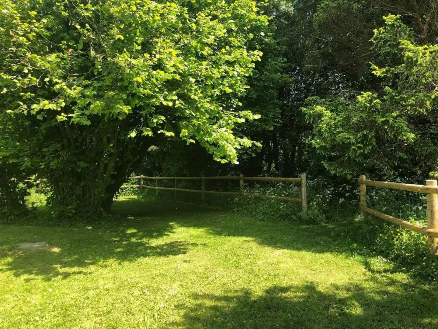 Charmant Cottage 8 Personnes En Normandie Cleuville Exterior foto